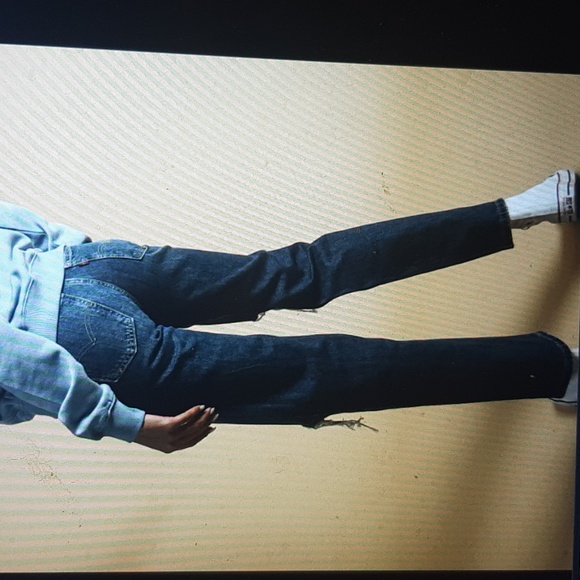 Levis jeans - Picture 2 of 4